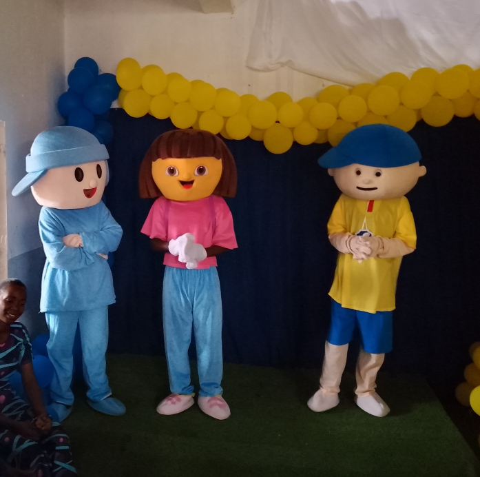 Foto da entrada da escola